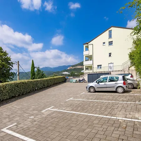 Alternus-apartman Dora * Ičići