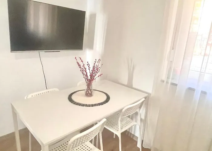 Alternus-apartman Dora Apartmán